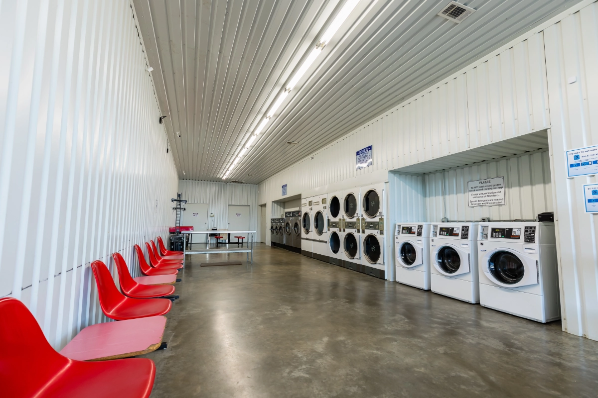 Lake Laundry Clinton 5DIV7574 HDR 1200X800