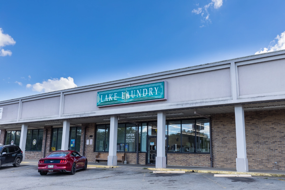 Lake Laundry Clinton 5DIV7538 HDR 1200X800